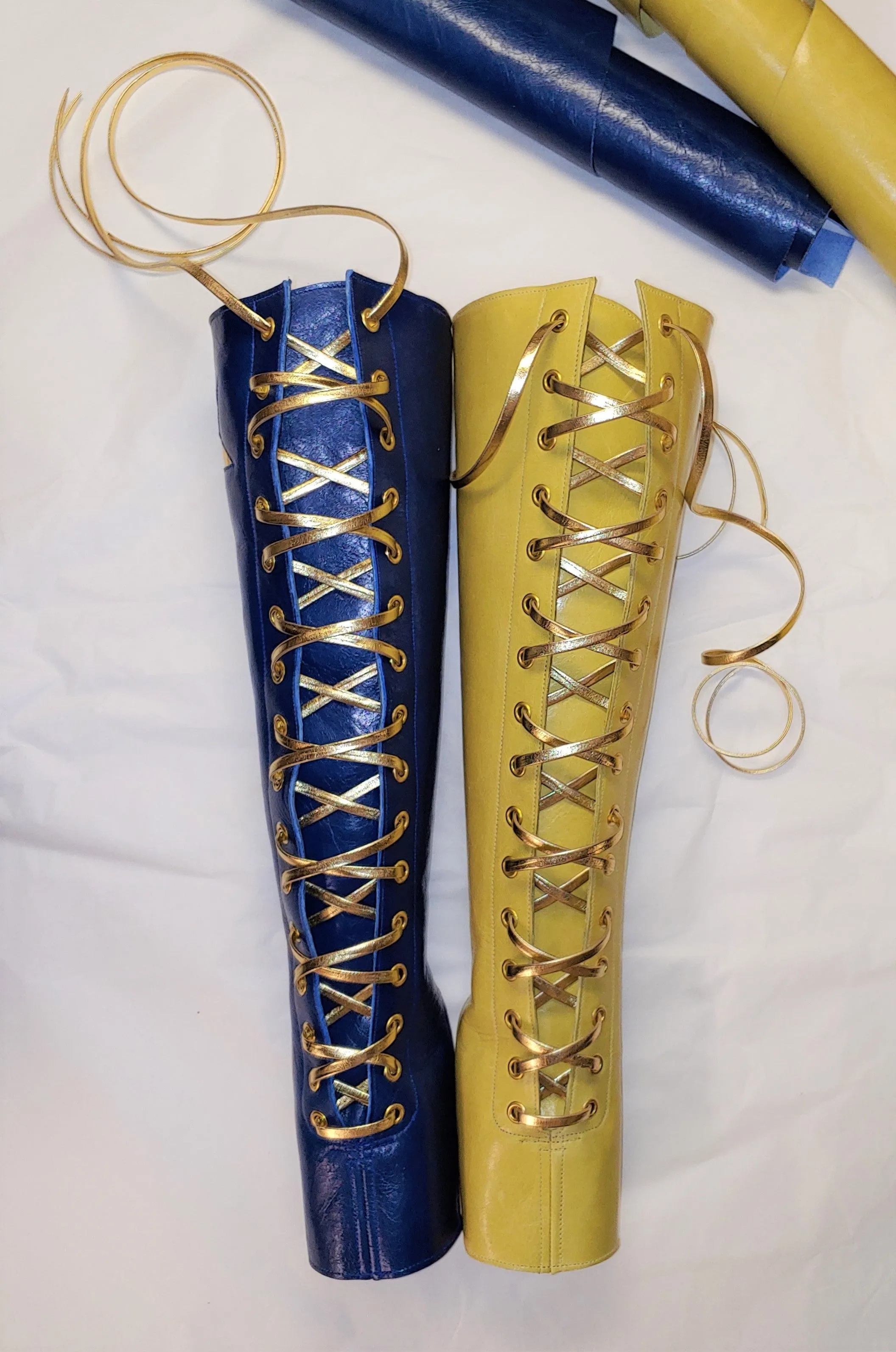 2 Tone Aerial boots w/ FRONT Lacing- Yellow/Blue   3 Gold Stars   ZIPS