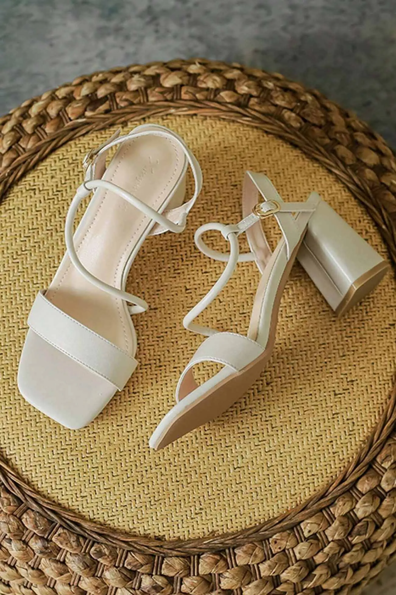 Amozae-Square Toe Block Heel Strappy Sandals