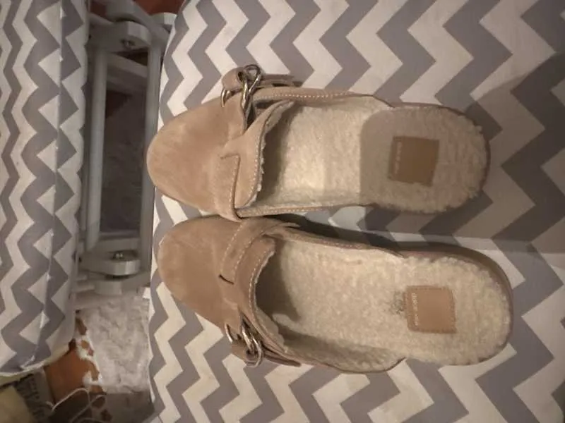 ASTOR PLUSH FLATS DESERT SUEDE - re:vita