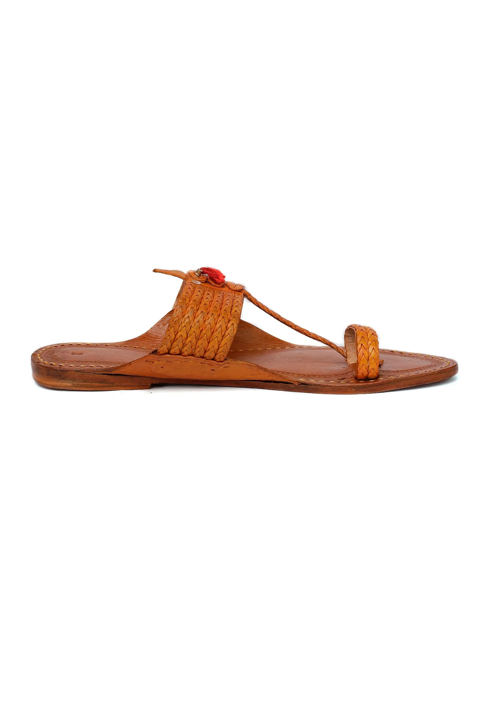 Avyan Pure Leather Kolhapuri Flats