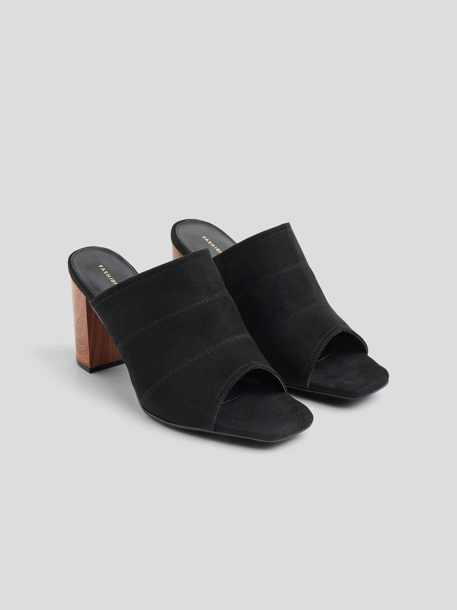 Cheyenne Wide Width Block Heel Mules