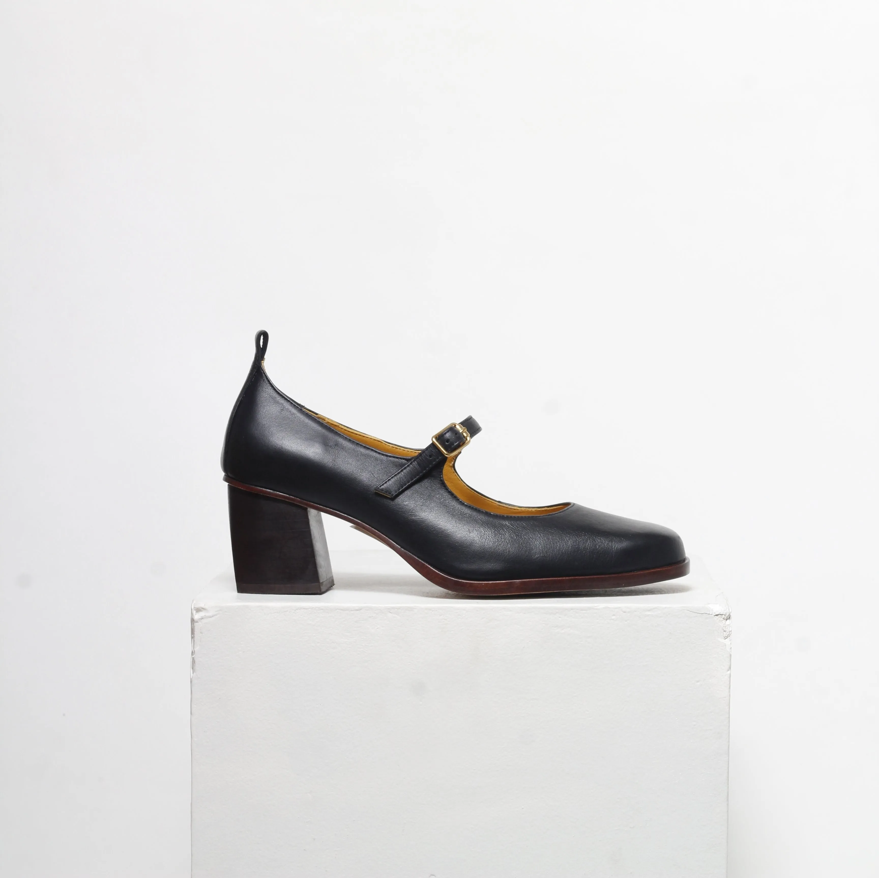 Cindy Black Mary Jane Pumps