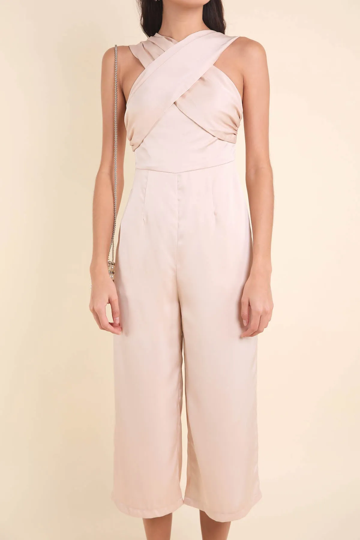 DARLENE HALTER JUMPSUIT IN CHAMPAGNE