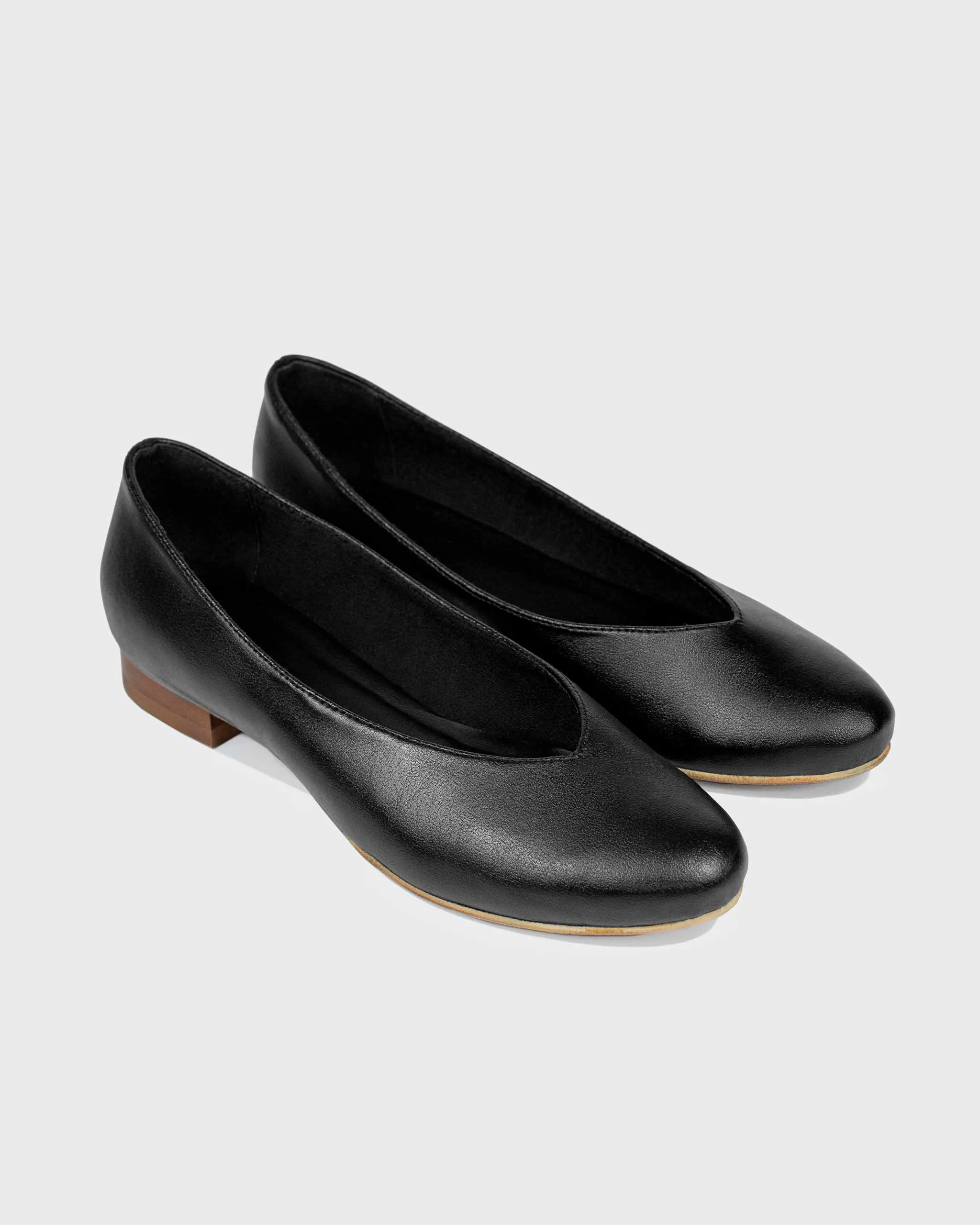 Desserto® Cactus Leather Vegan Ballerina Pumps | Black