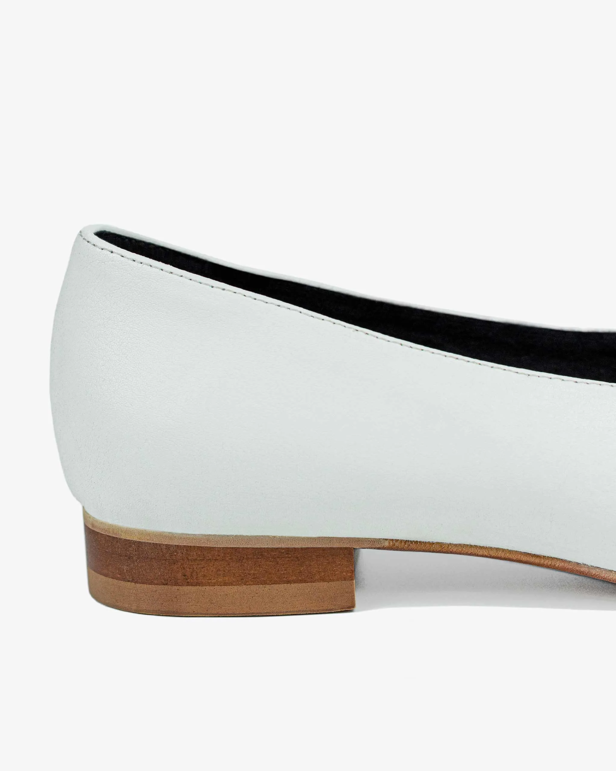 Desserto® Cactus Leather Vegan Ballerina Pumps | White