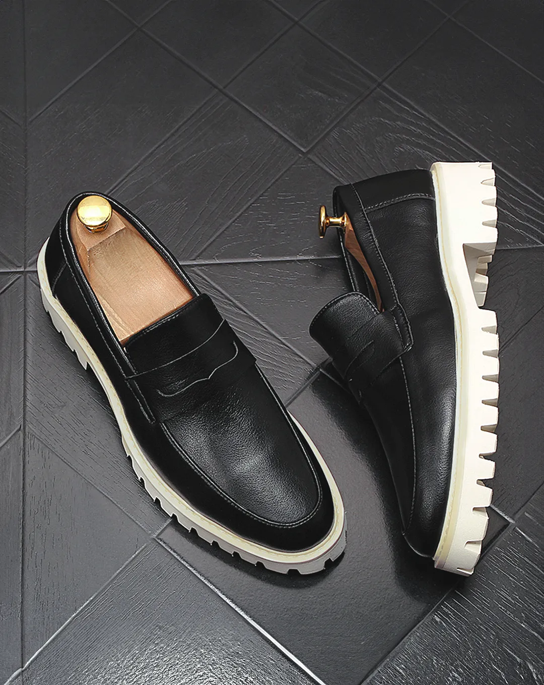 ♂♀Plain Toe Rugged Sole Loafers