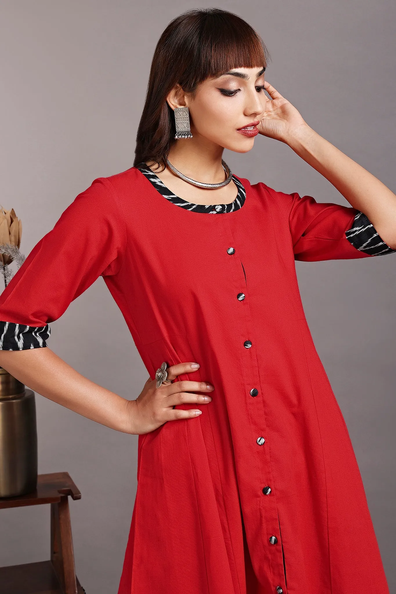 side panel a-line button down kurta - amaryllis crimson & raven drops