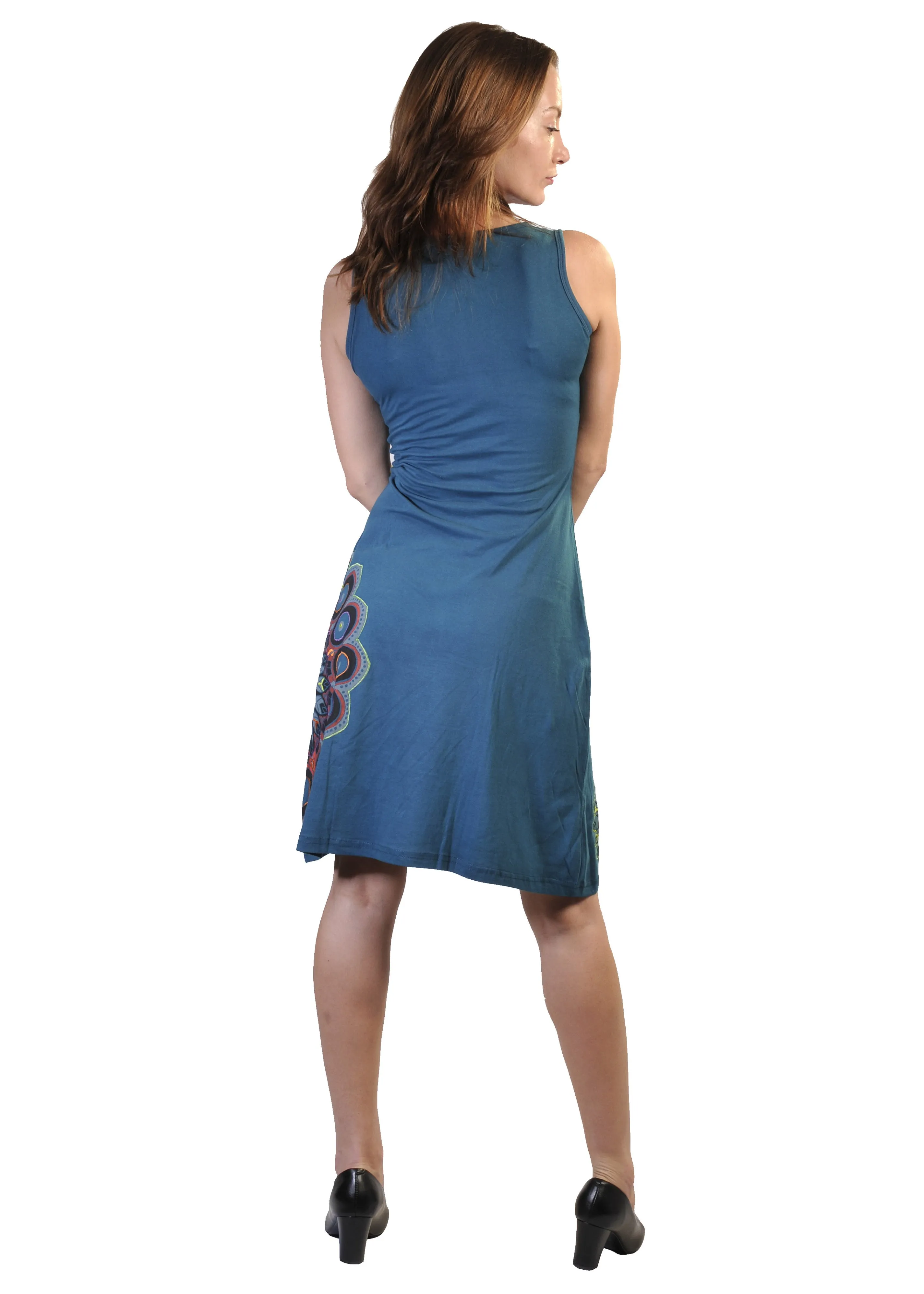 Sleeveless Dress With Side Feather Design Patches.