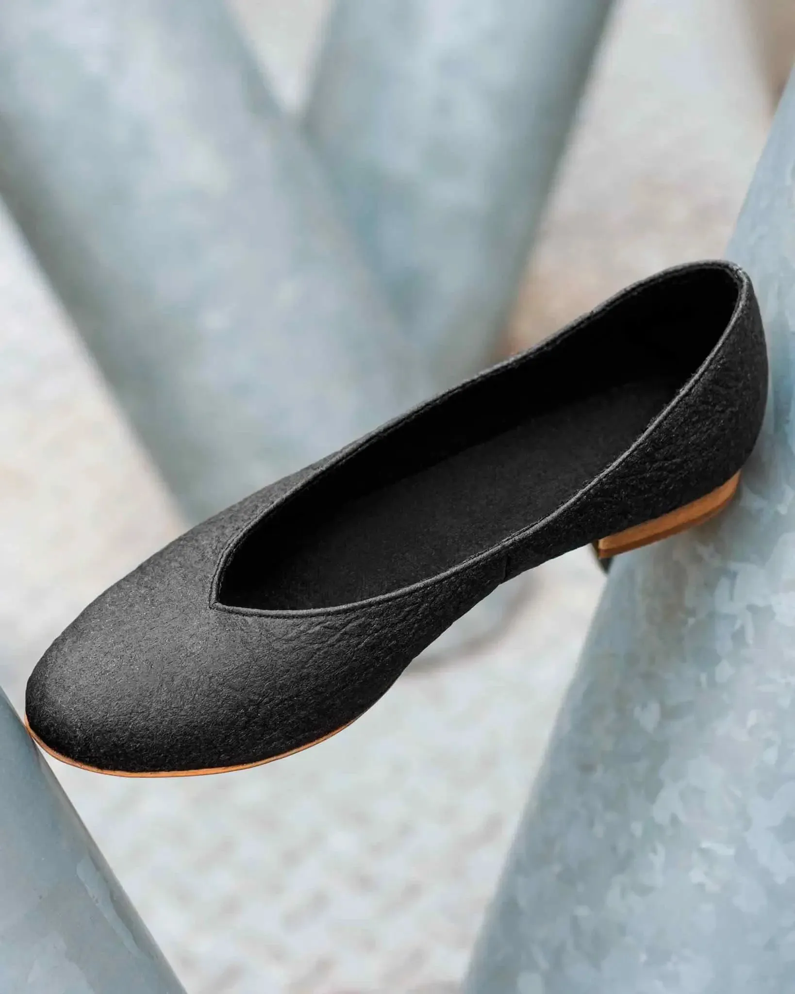 Vegan Pumps Black ballerinas made of Pinatex by Bohema