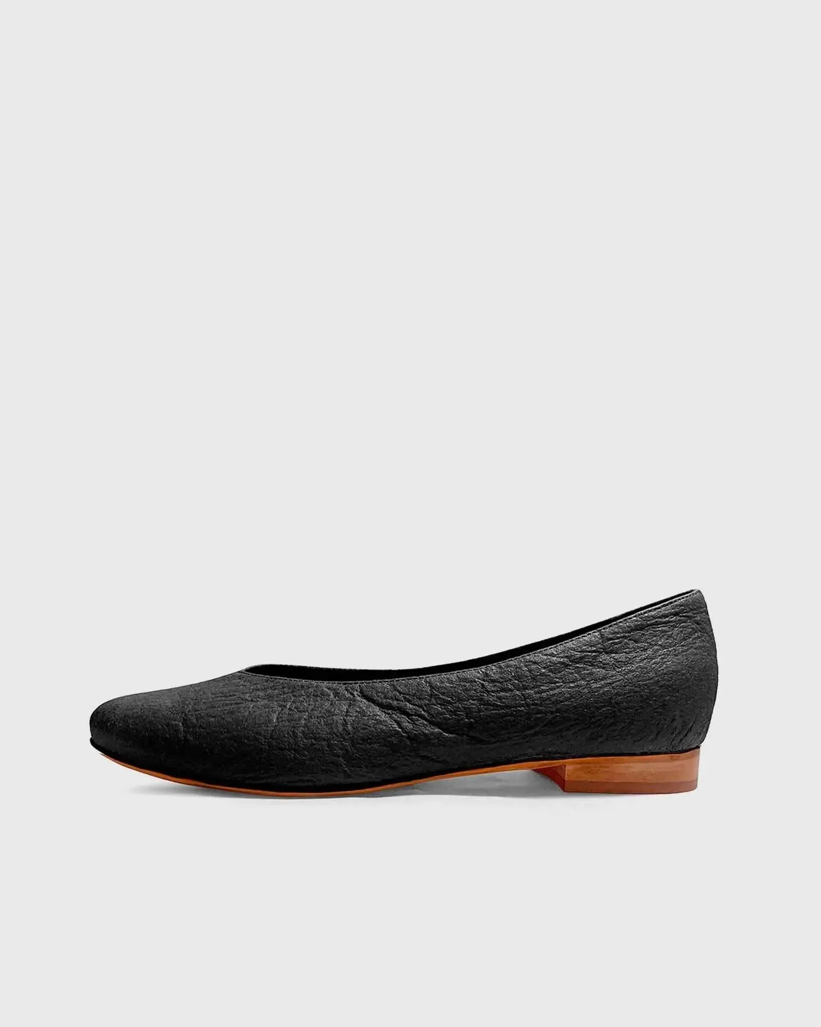 Vegan Pumps Black ballerinas made of Pinatex by Bohema