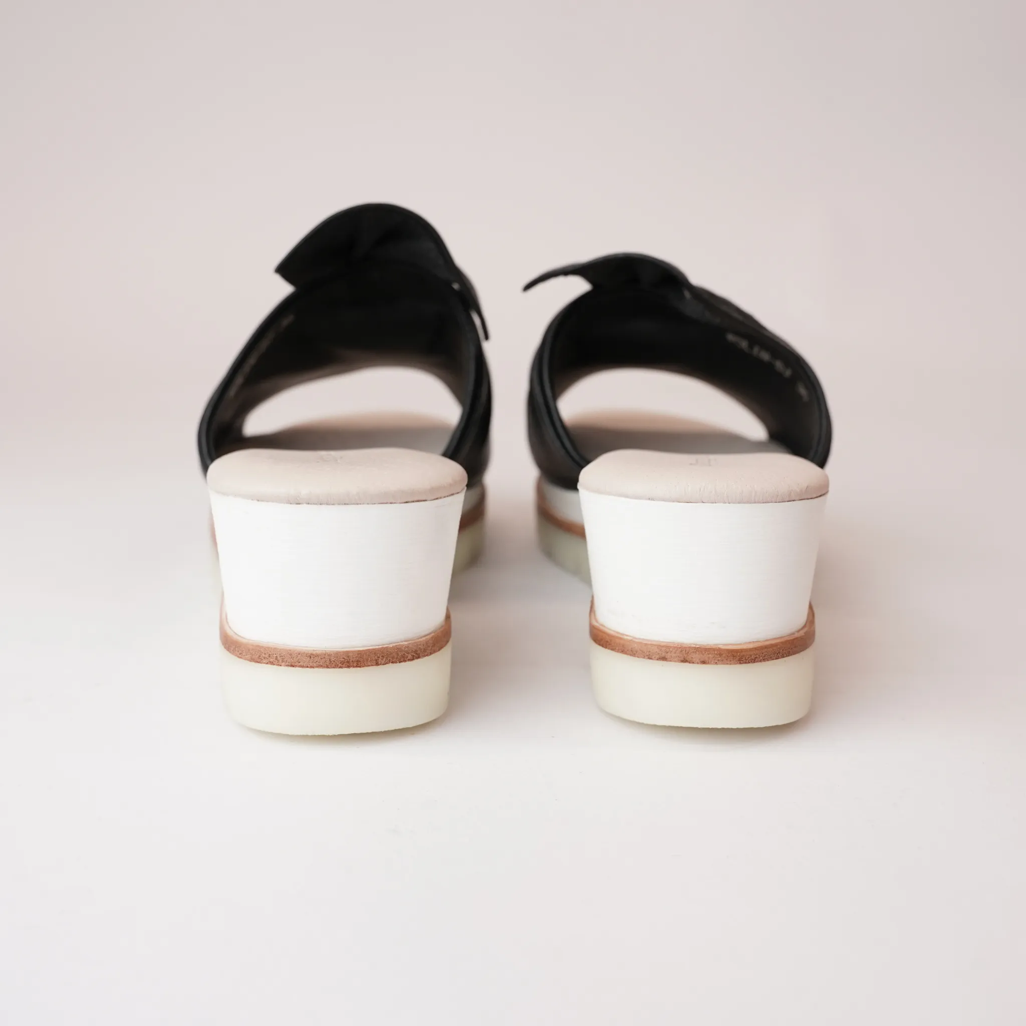 Wolin Black/ White Sole Leather Sandals